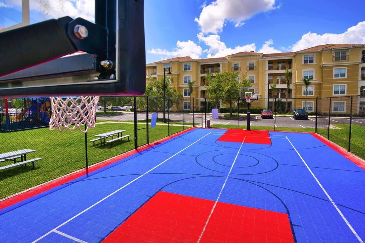 The Epic London Vista Cay Orlando Next To The Club 아파트 외부 사진